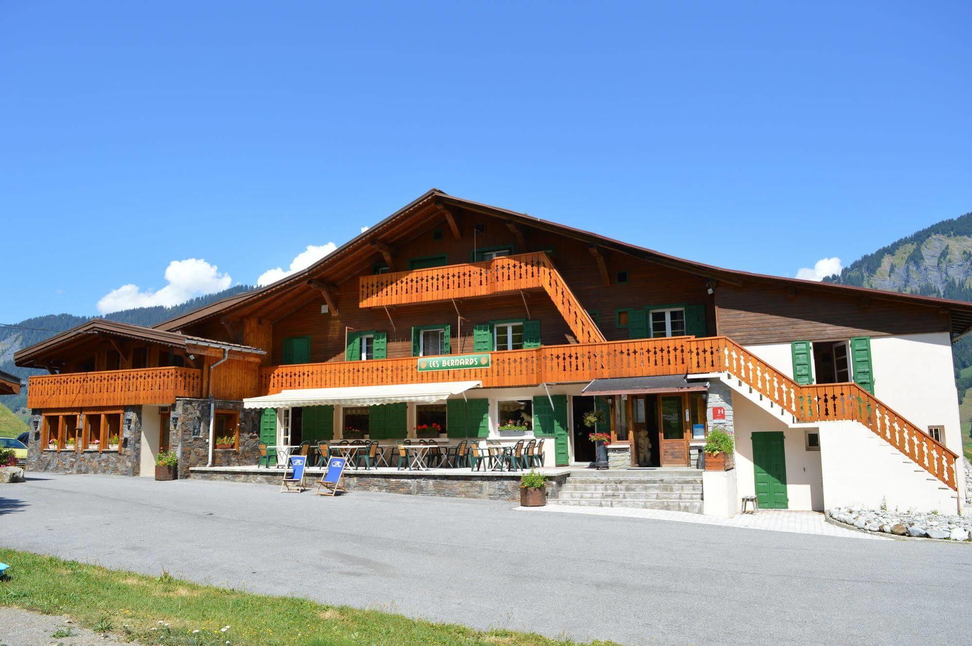 Hotel Les Bernards Praz-sur-Arly Ngoại thất bức ảnh
