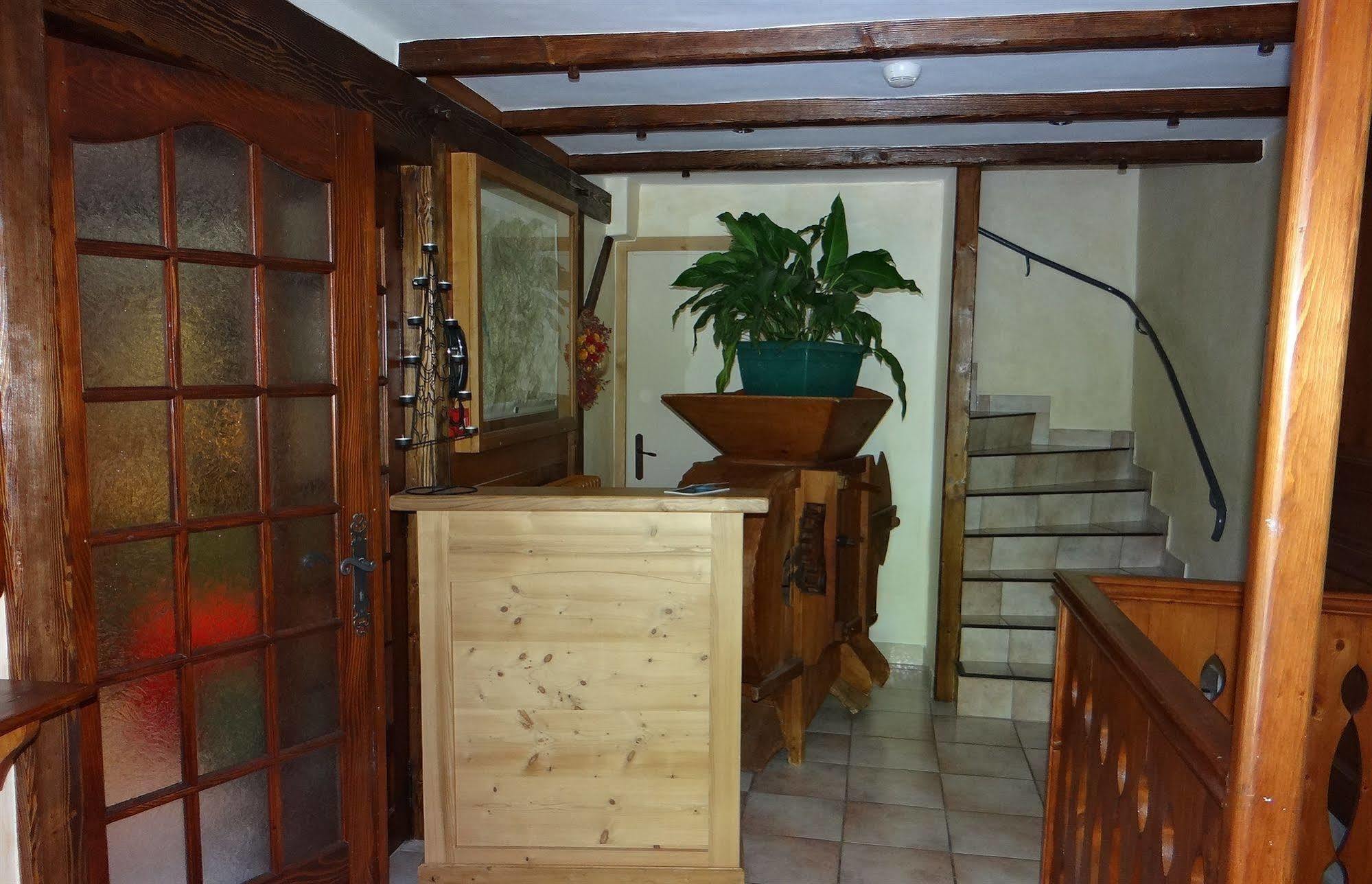 Hotel Les Bernards Praz-sur-Arly Ngoại thất bức ảnh