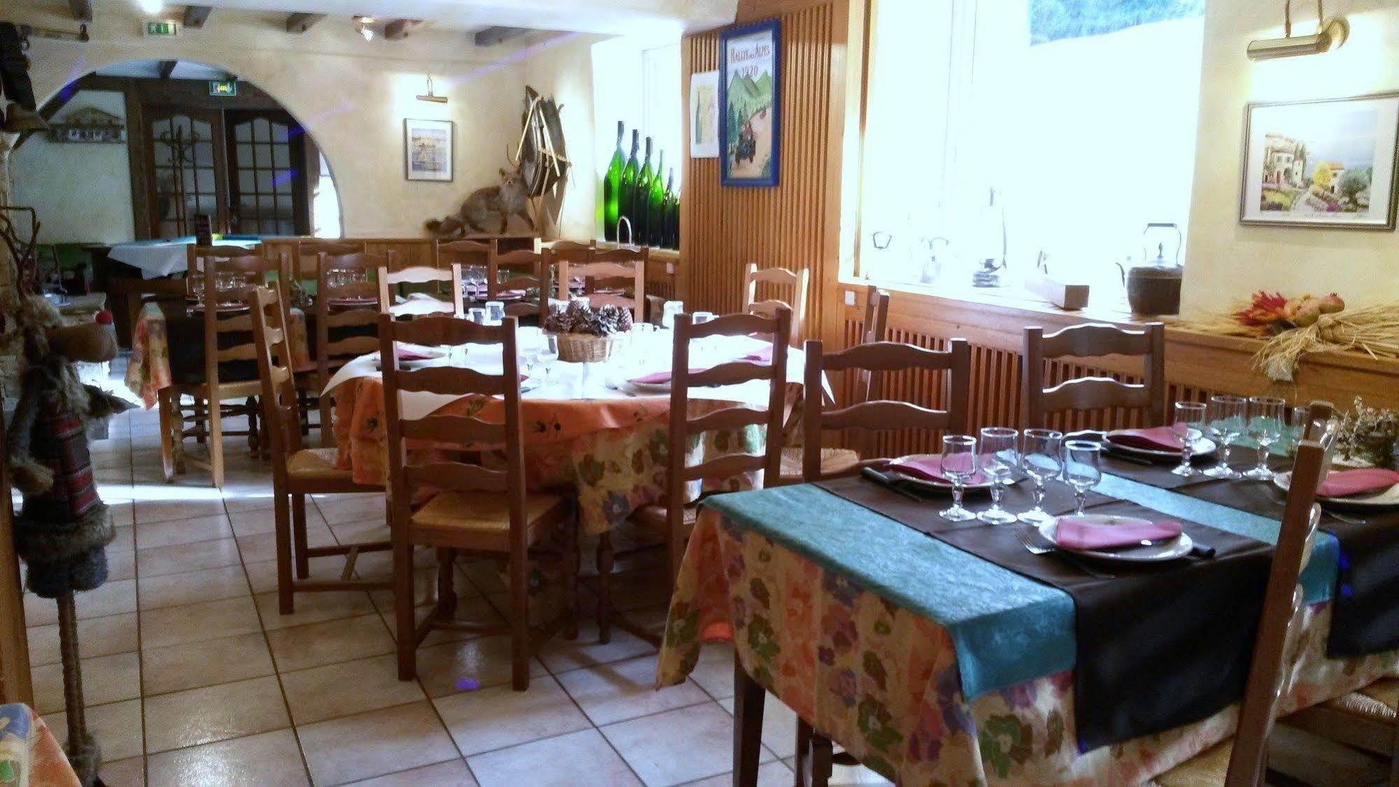Hotel Les Bernards Praz-sur-Arly Ngoại thất bức ảnh
